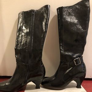 Fluevog boots size 7
